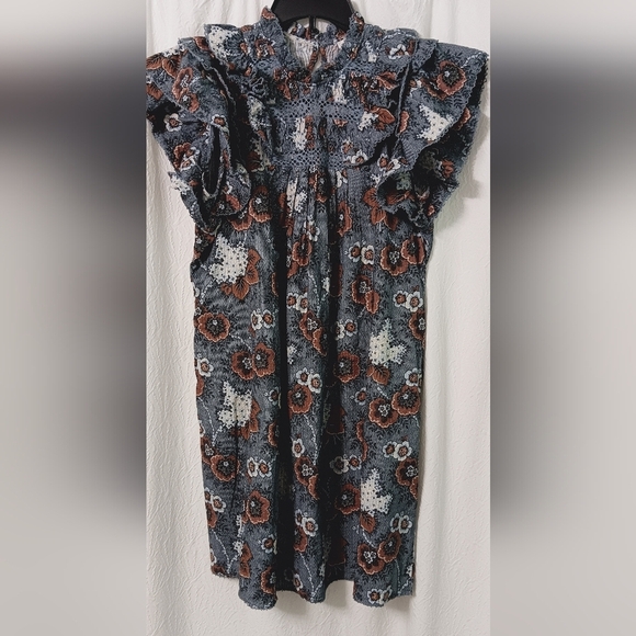 Sea New York Dresses & Skirts - Sea New York Floral Ruffle Sleeve Mini  Dress With Pockets Size S